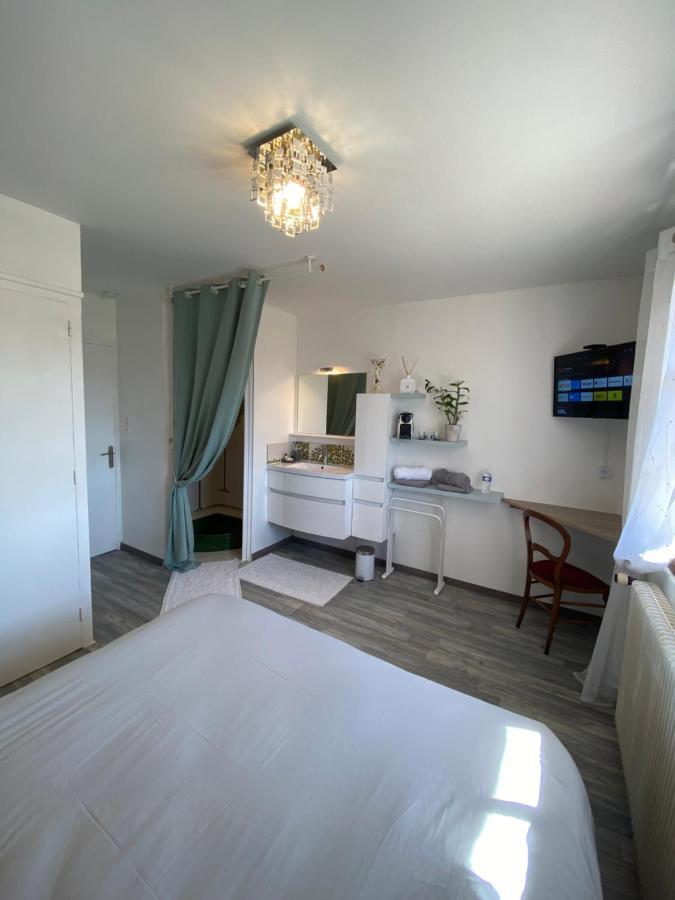 Saint-Didier-de-la-Tour Domaine De La Provencale B&B 외부 사진