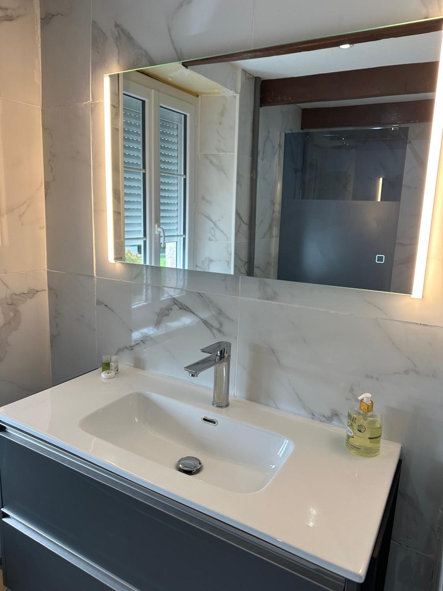Saint-Didier-de-la-Tour Domaine De La Provencale B&B 외부 사진